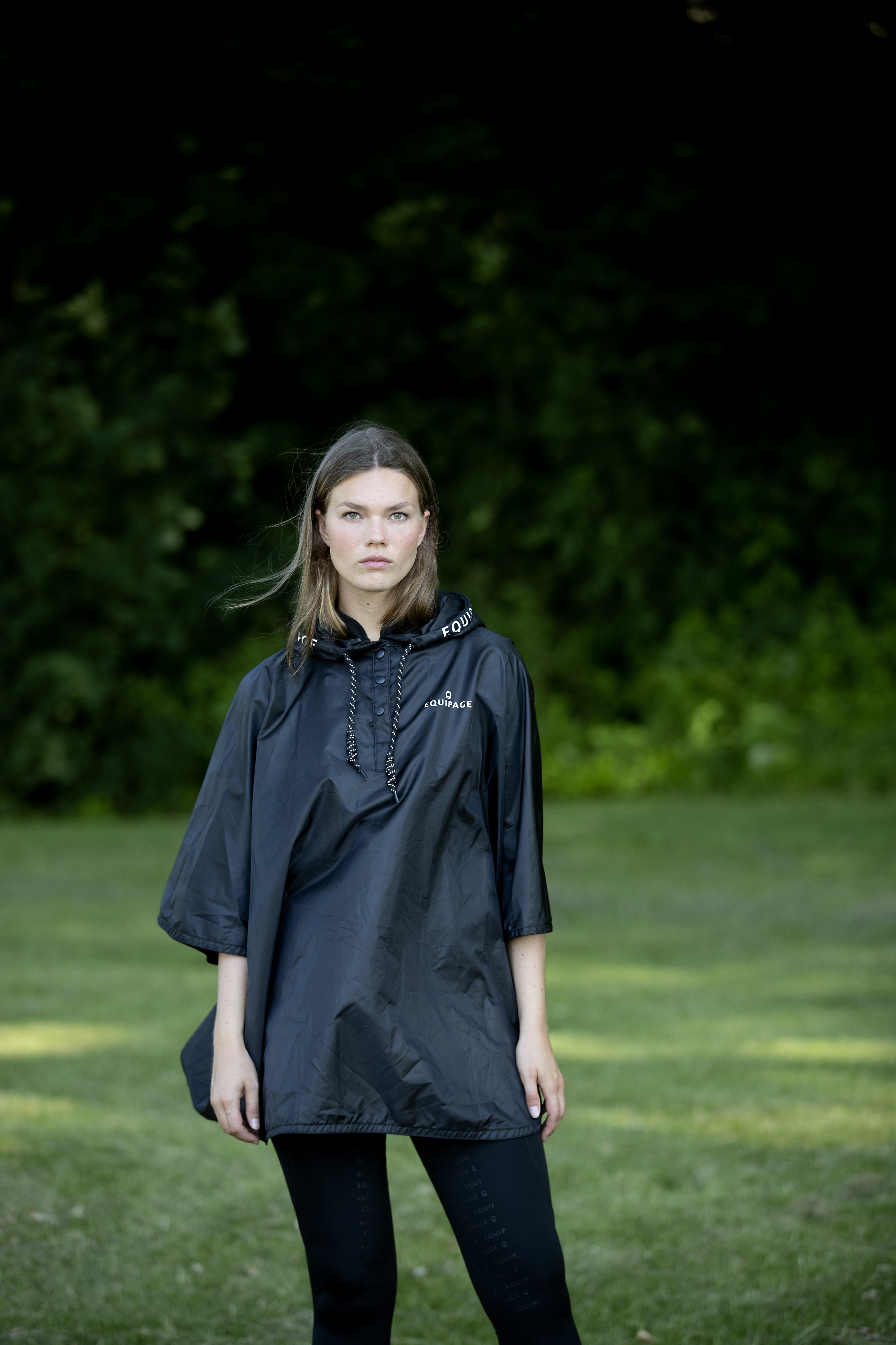 EQ Lala sadeponcho